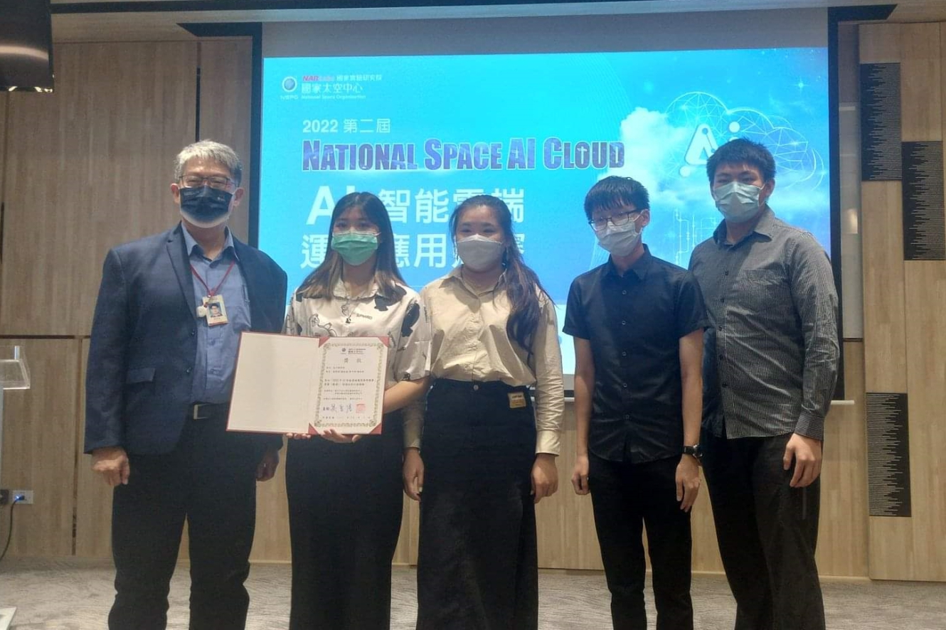 虎科大資工團隊「智能信件分配」榮獲AI智能雲端運算應用競賽優選及最佳人氣